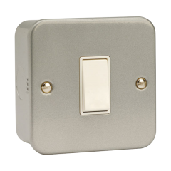CL011 - Metal Clad Switch - 1 Gang 2 Way - 6Amp CL011 - Metal Clad Switch - 1 Gang 2 Way - 6Amp