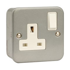 CL035 - Metal Clad Single Switched Socket - Double Pole CL035 - Metal Clad Single Switched Socket - Double Pole
