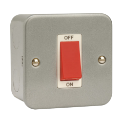 CL200 - Metal Clad 45A DP Switch - Single Plate CL200 - Metal Clad 45A DP Switch - Single Plate